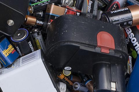 易白马乡废铅酸电池回收-电车电池回收价格-高价铅酸蓄电池回收